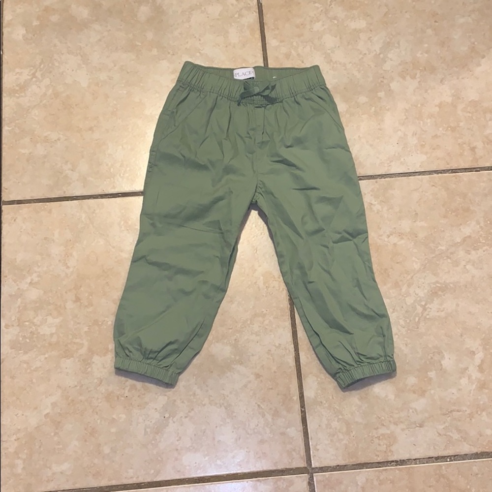 Green joggers size 5